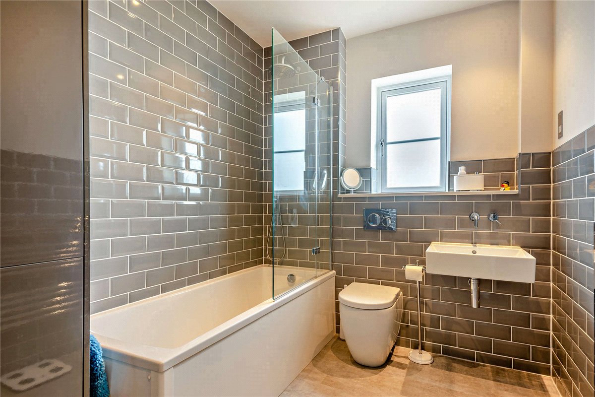 4 bedroom House, Hollycroft, Ashford Hill, RG19 - Available, Image 18