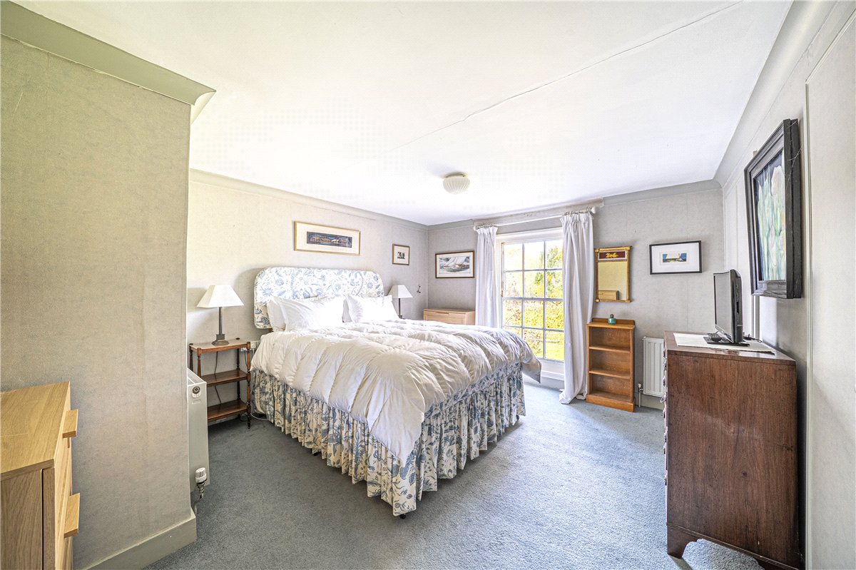 4 bedroom House, Rookery Lane, Broughton, SO20 - Sold, Image 3