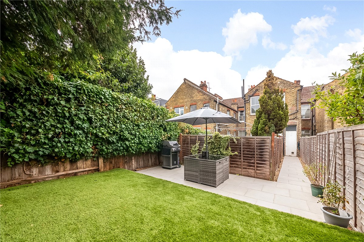 3 bedroom Maisonette, Tranmere Road, London, SW18 - Available, Image 1