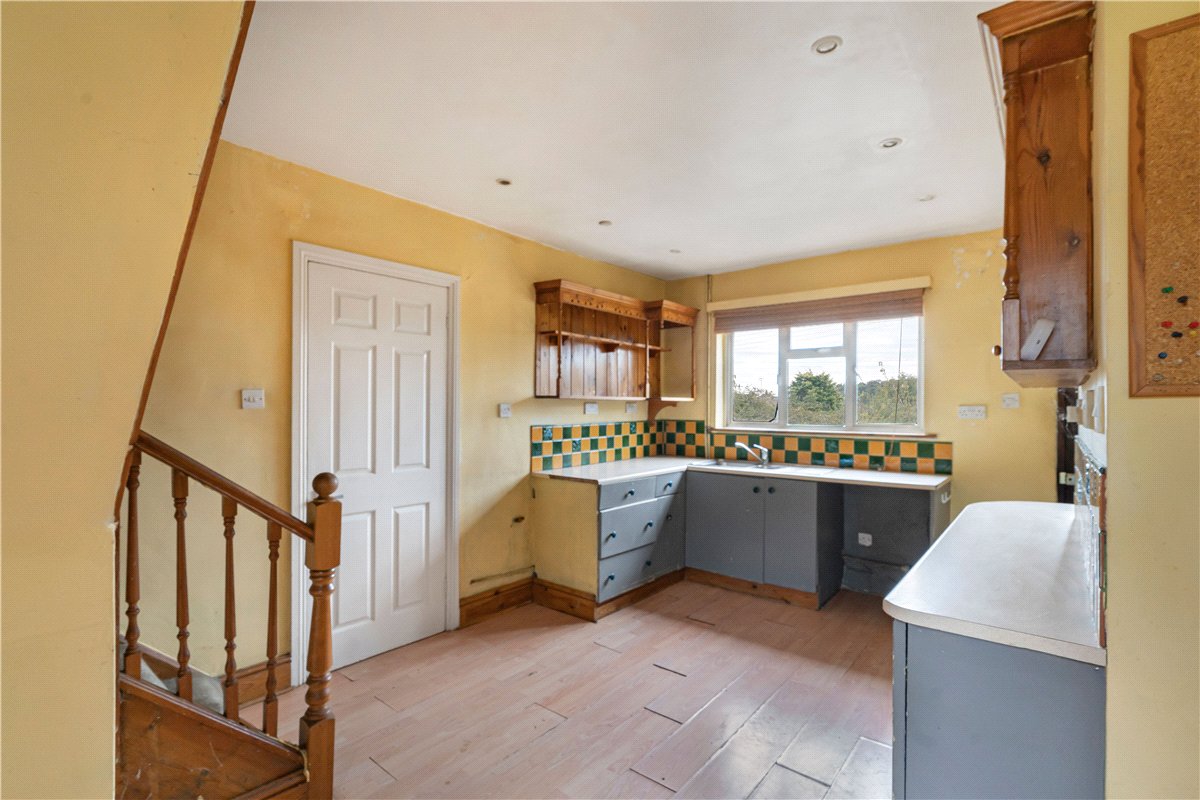 2 bedroom House, Whittonditch Road, Ramsbury, SN8 - Available, Image 2