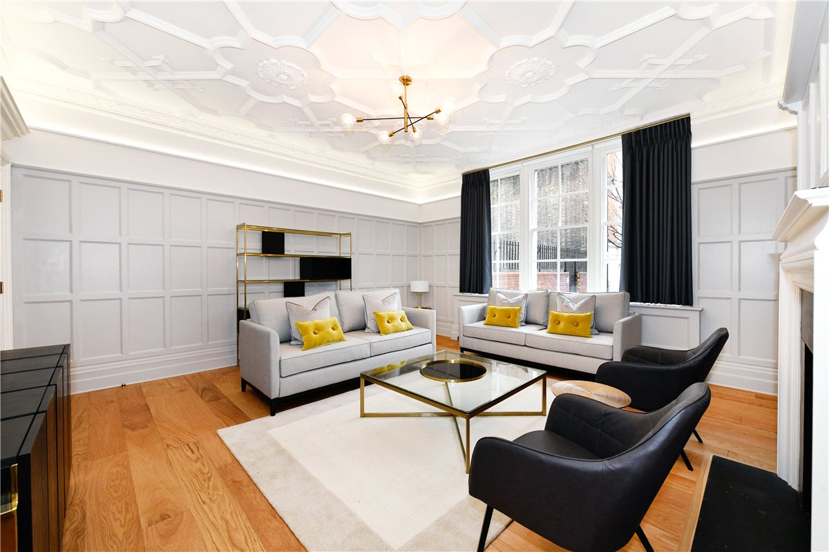 2 bedroom Flat, Park Street, Mayfair, W1K - Available