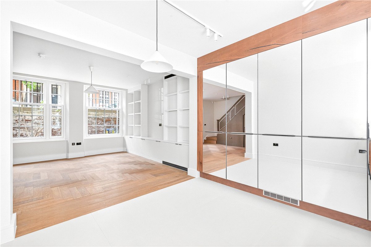 3 bedroom Maisonette, De Walden Street, London, W1G - Available, Image 13
