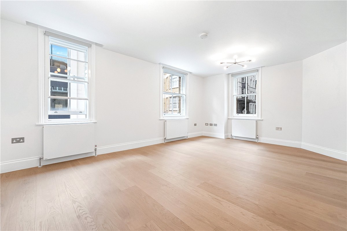 1 bedroom Flat, Seymour Mews, Marylebone, W1H - Available