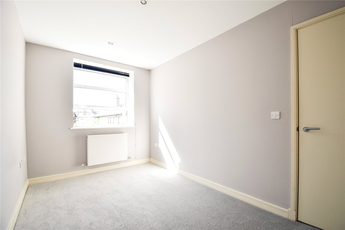 2 bedroom Flat, Paradise Street, Cambridge, CB1 - Let Agreed, Image 3