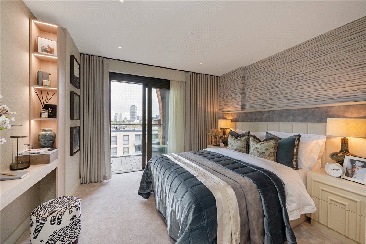 4 bedroom Flat, Waterfront Drive, Chelsea Waterfront, SW10 - Available, Image 2