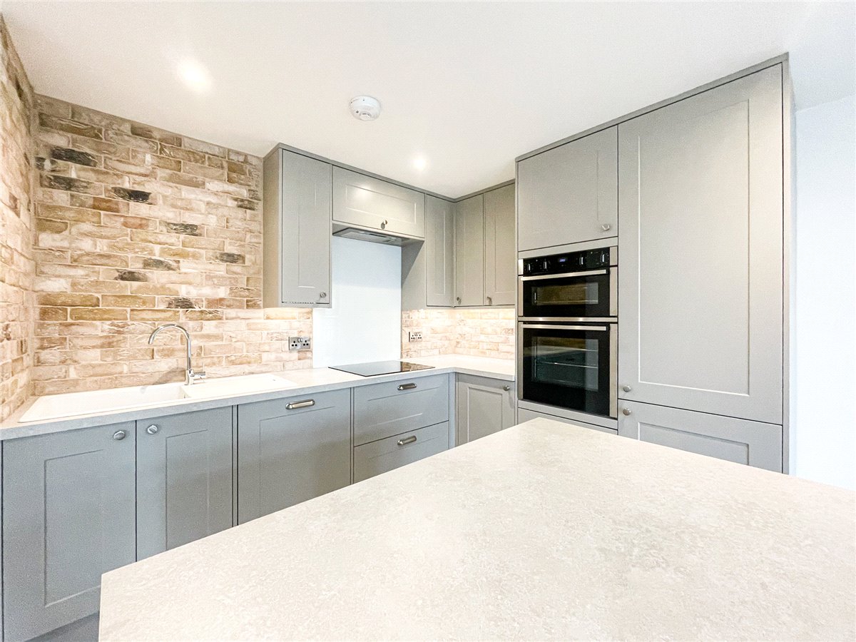 1 bedroom Flat, The Belvedere, Homerton Street, CB2 - , Image 3