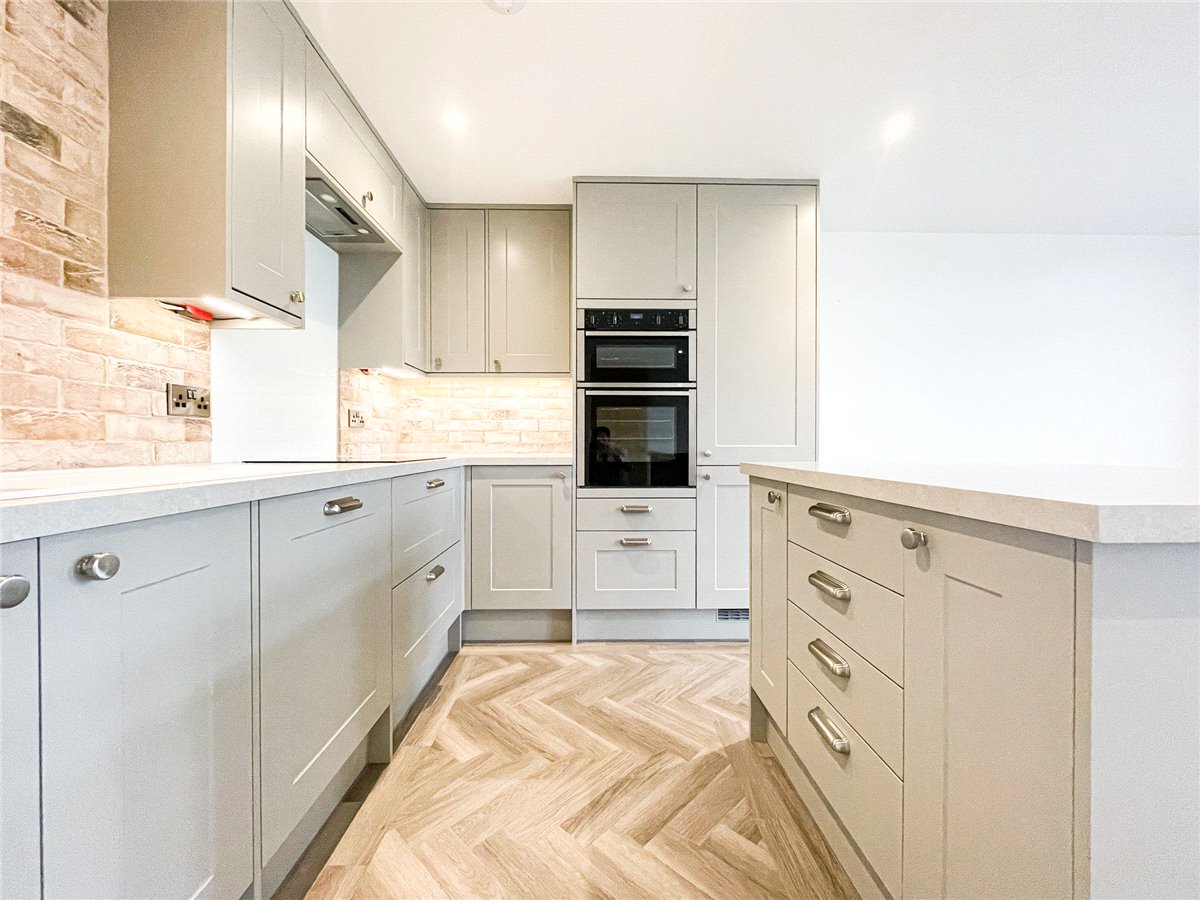 1 bedroom Flat, The Belvedere, Homerton Street, CB2 - , Image 3