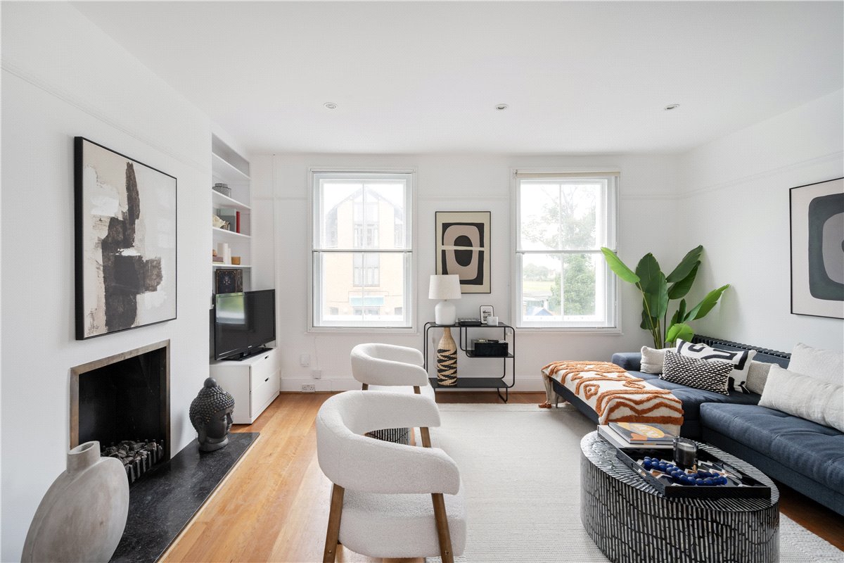 3 bedroom Flat, Trinity Road, Wandsworth Common, SW17 - Sold