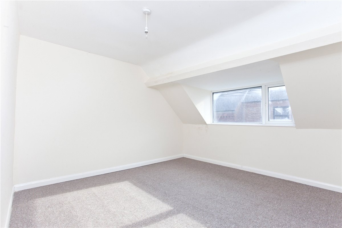 3 bedroom House, Millgate, Selby, YO8 - Let Agreed, Image 2