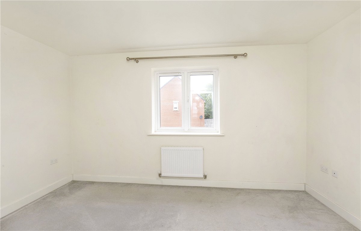 2 bedroom House, Heather Drive, Pontefract, WF8 - , Image 6