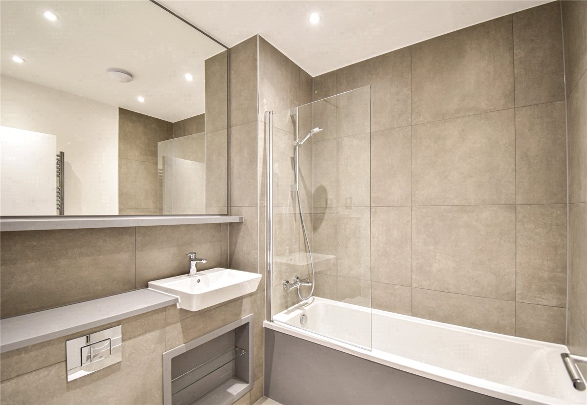 4 bedroom House, Walnut Court, Cambridge, CB5 - , Image 5