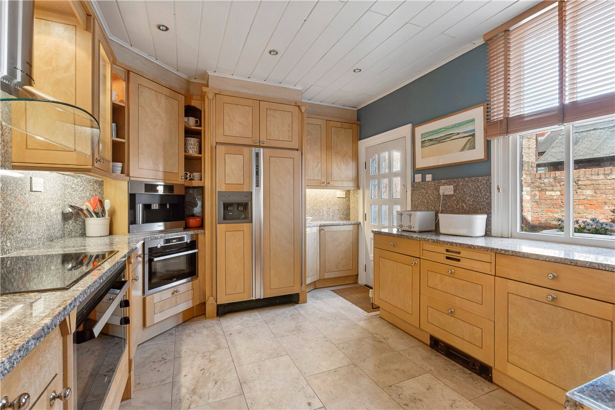 6 bedroom House, The Avenue, York, YO30 - Available, Image 1