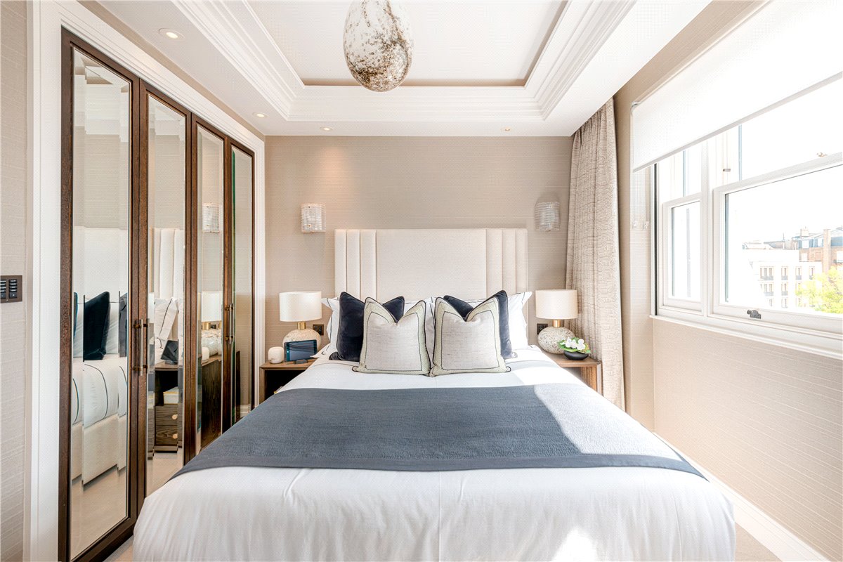3 bedroom Flat, Prince of Wales Terrace, London, W8 - Available, Image 11