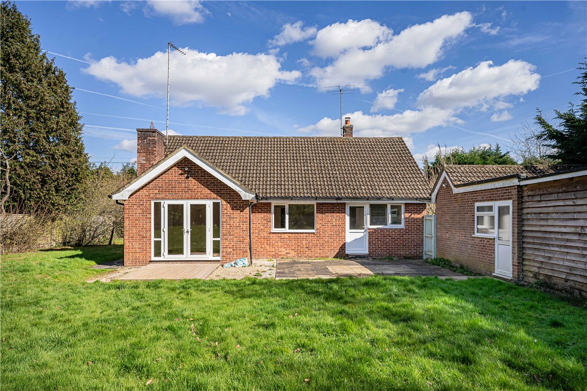 4 bedroom Bungalow, London Road, Wendover, HP22 - Available, Image 11