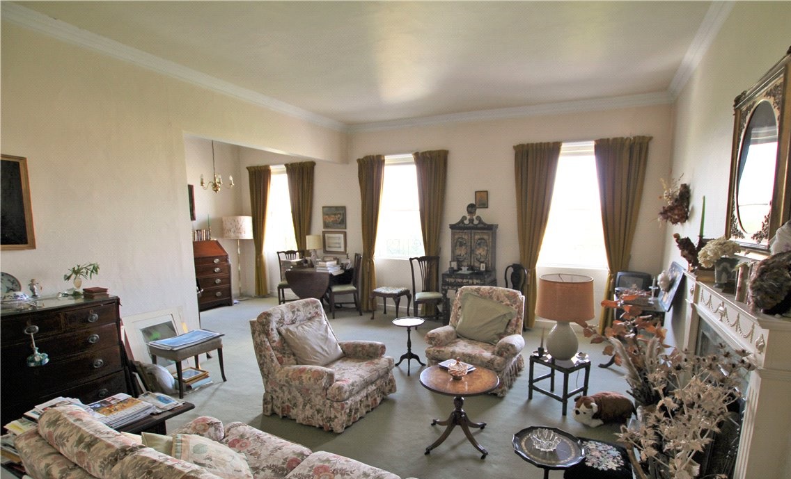 1 bedroom Flat, Royal Crescent, Bath, BA1 - Sold, Image 3