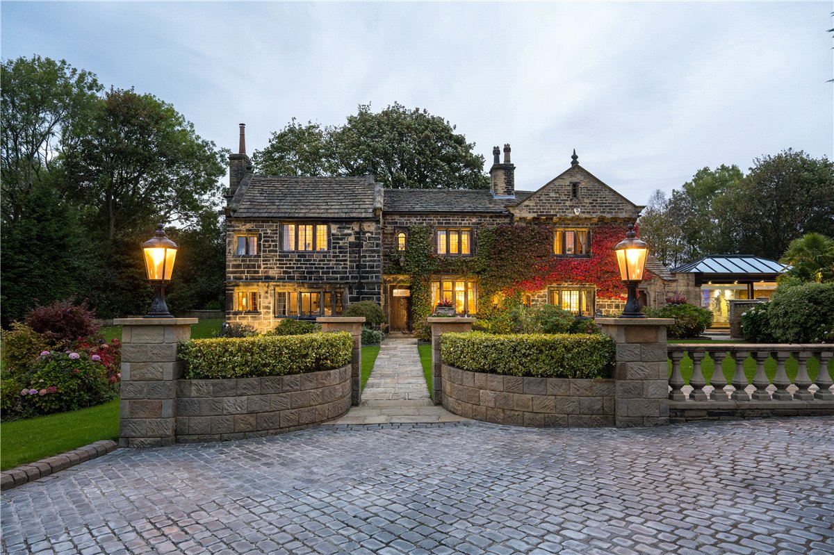 4 bedroom House, Manor House, Keeper Lane, BD4 - Available, Image 3