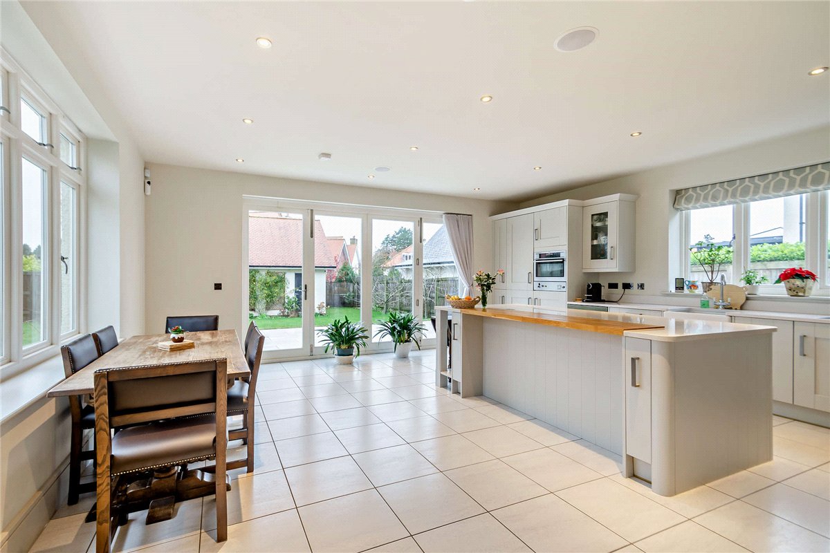 5 bedroom House, Sussex Avenue, Harrogate, HG1 - Available, Image 14