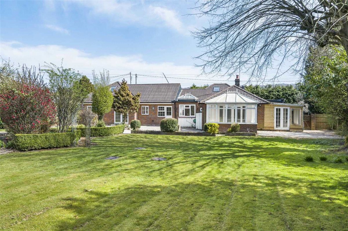 4 bedroom Bungalow, London Road, Wendover, HP22 - Let Agreed, Image 13