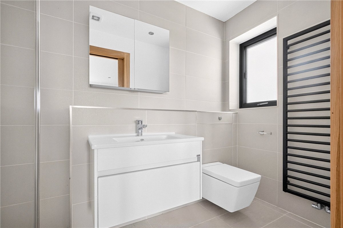 4 bedroom House, Warmfield Lane, Warmfield, WF1 - Available, Image 7