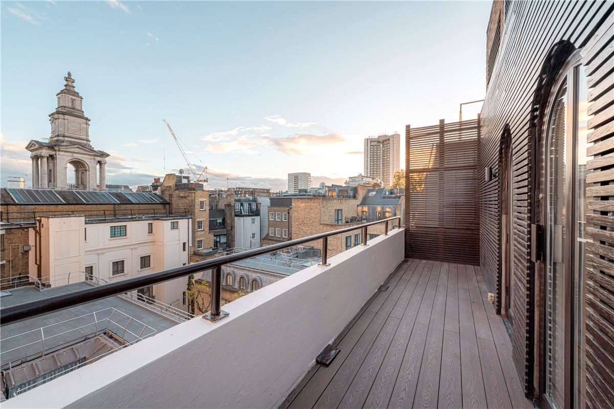 2 bedroom Flat, Curzon Street, Mayfair, W1J - Available, Image 10