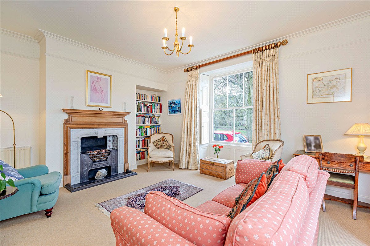 5 bedroom House, Church Square, Harrogate, HG1 - Available, Image 2