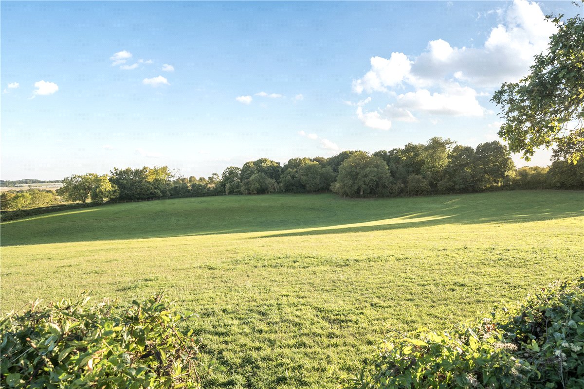   Land, Lilley, Luton, LU2 - Let Agreed