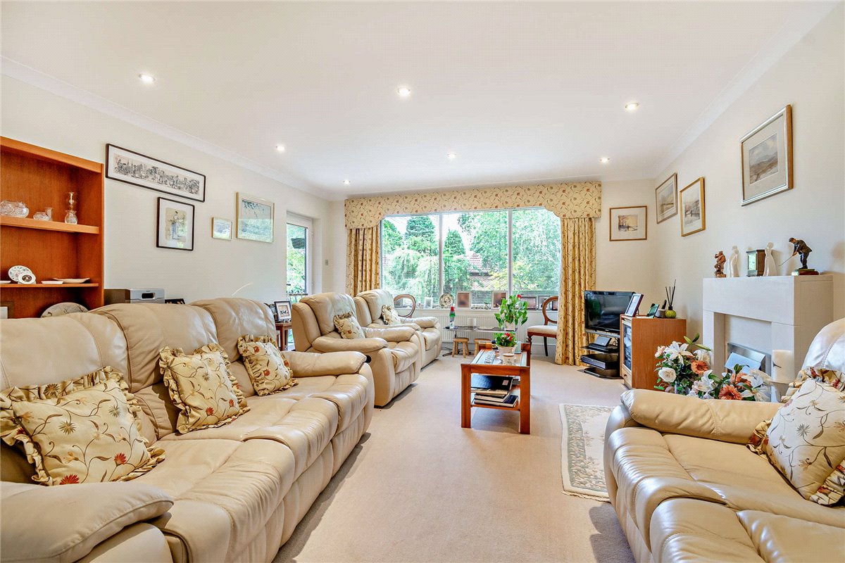 3 bedroom Flat, St James Court, 29A Wheatlands Road East, HG2 - Sold, Image 10