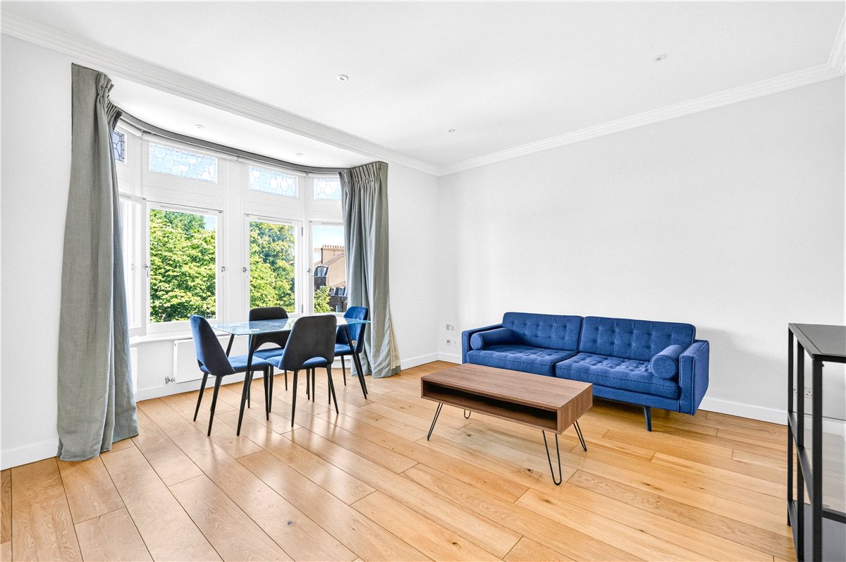 1 bedroom Flat, Brompton Road, Knightsbridge, SW3 - Available