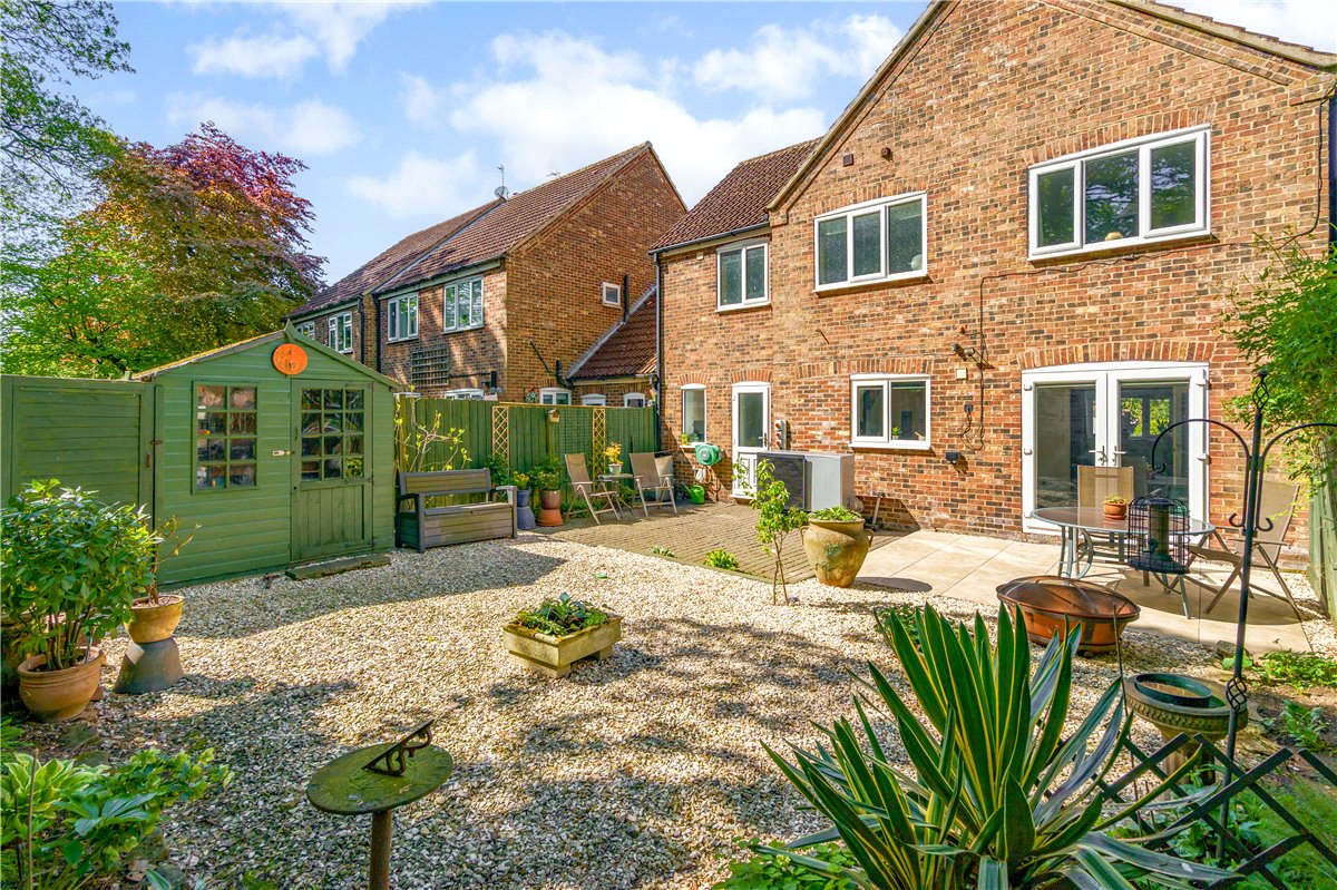 3 bedroom House, St. Nicholas Close, North Newbald, YO43 - Available, Image 4