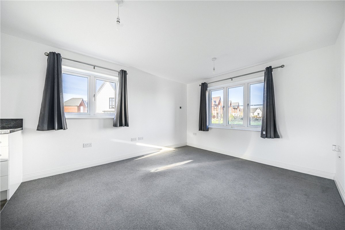 2 bedroom Flat, Croxden Way, Daventry, NN11 - Let Agreed, Image 5
