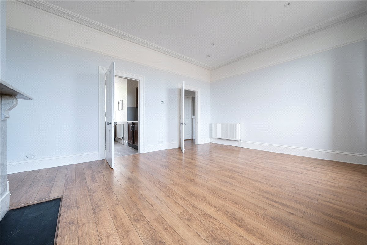 2 bedroom Flat, Belgrave Terrace, Bath, BA1 - Sold, Image 7