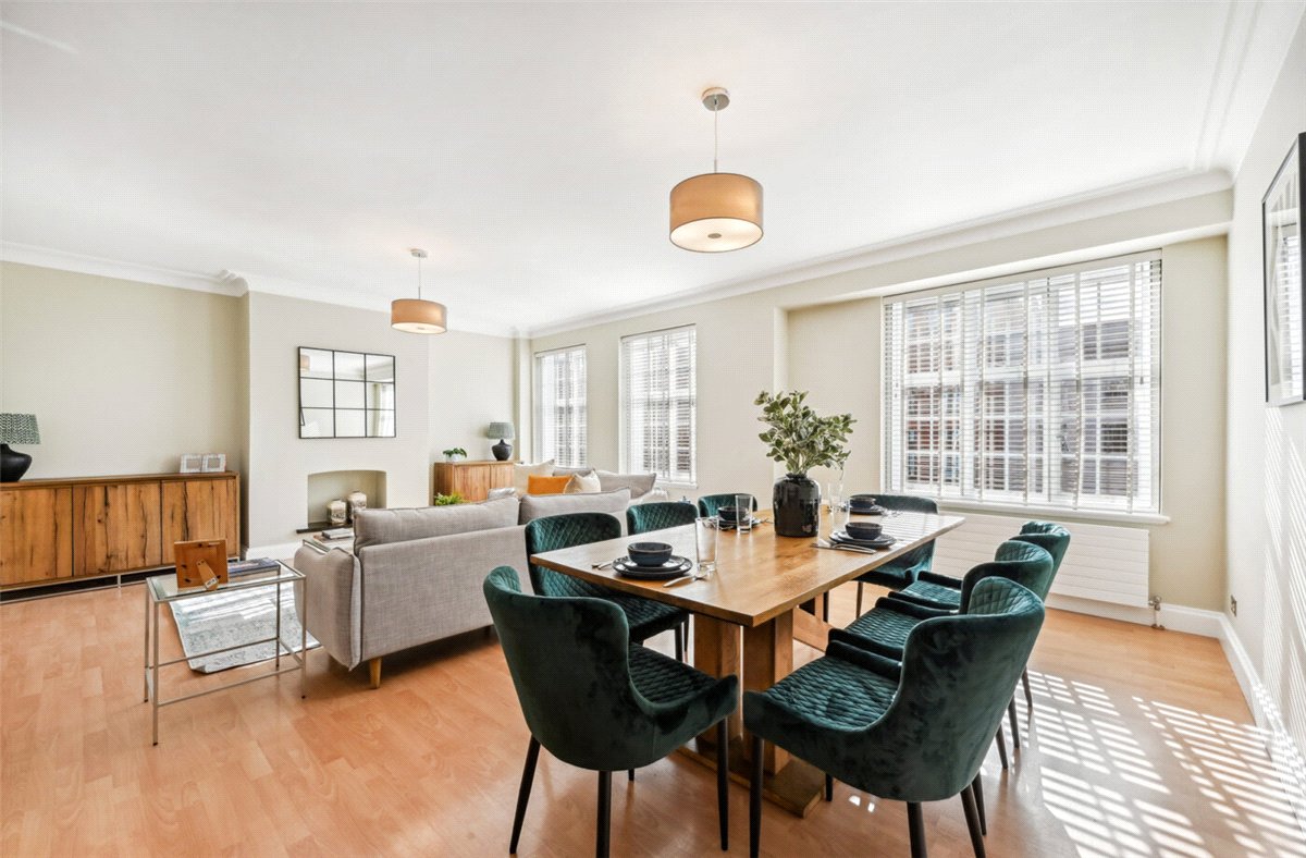 4 bedroom Flat, St Georges Court, Gloucester Road, SW7 - Available, Image 9