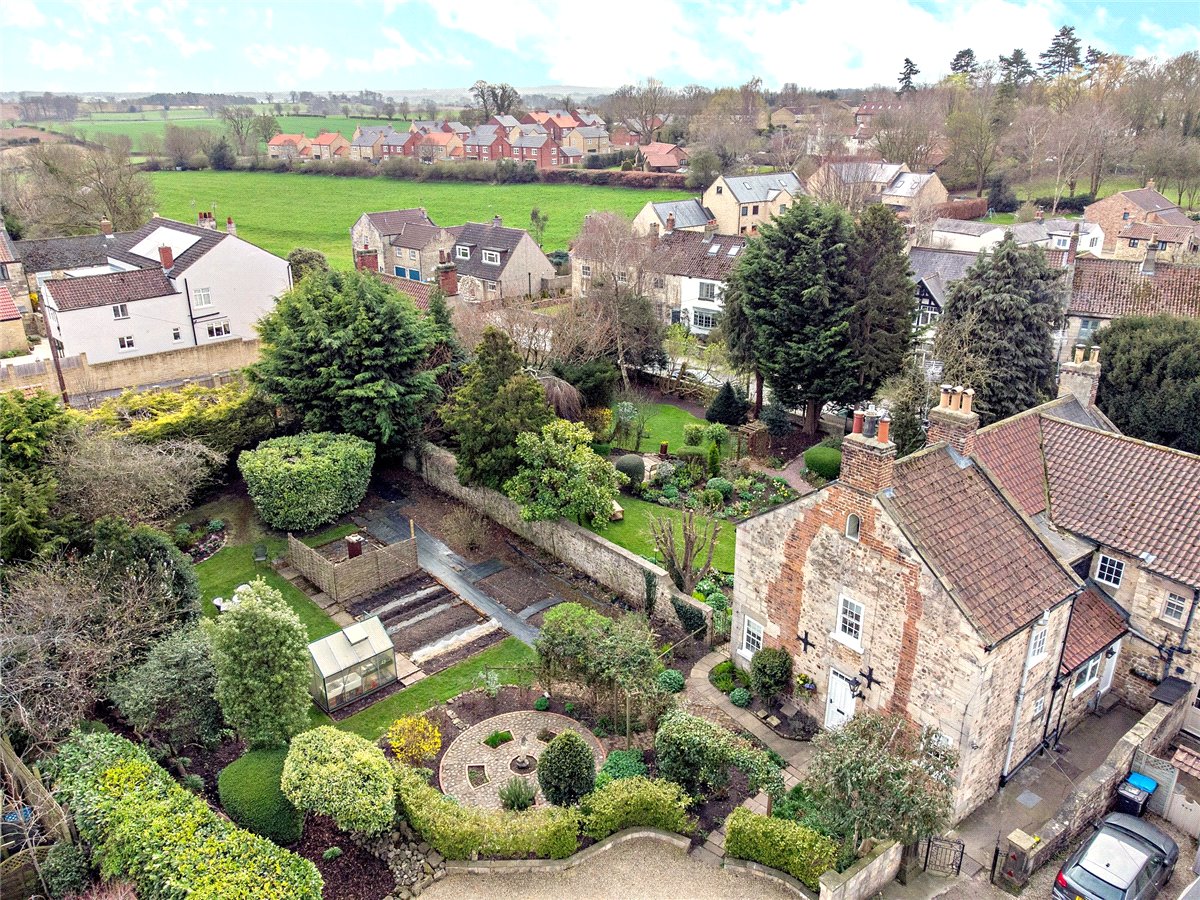 4 bedroom House, Burton Leonard, Near Harrogate, HG3 - Available, Image 7