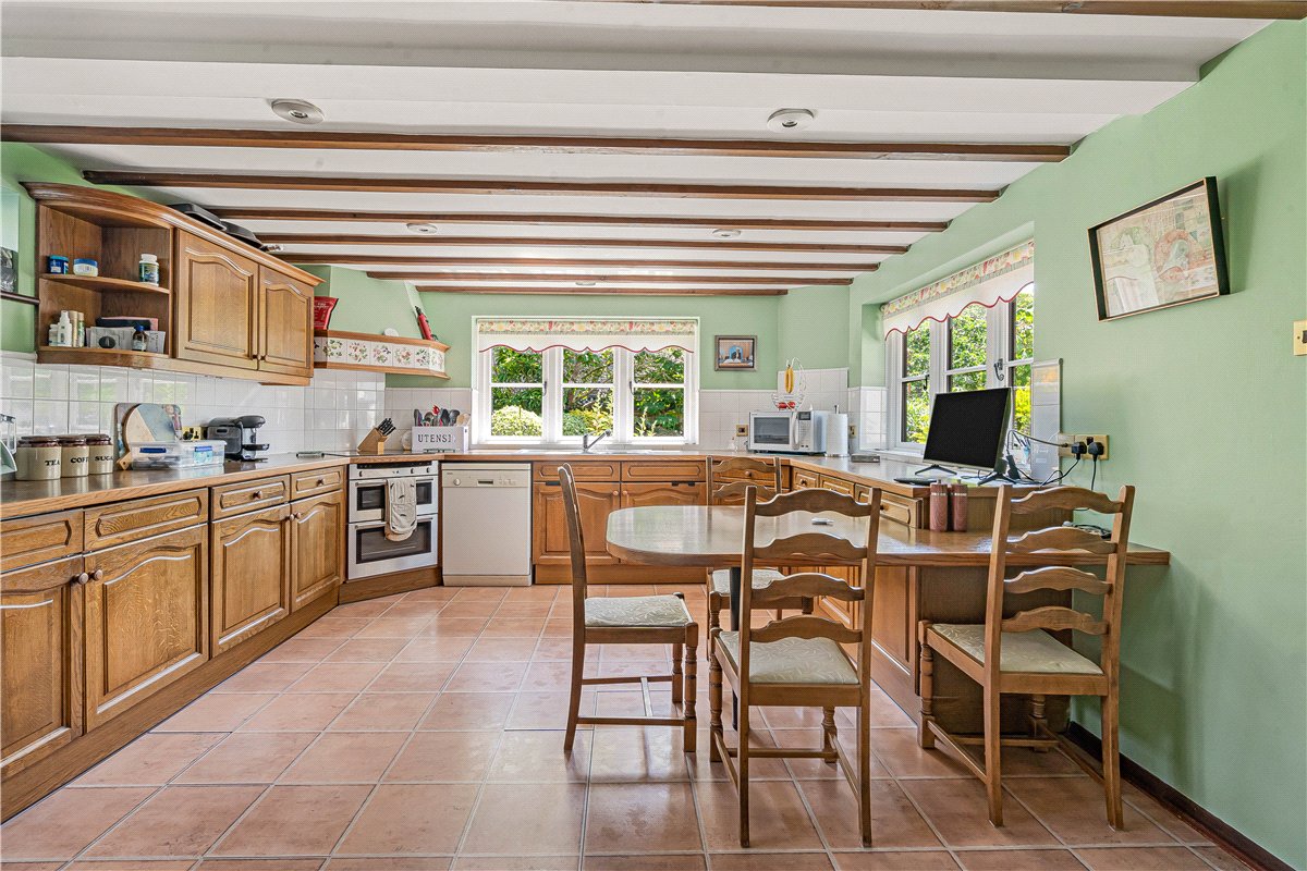 4 bedroom Cottage, Station Road, Melbourn, SG8 - Available, Image 2