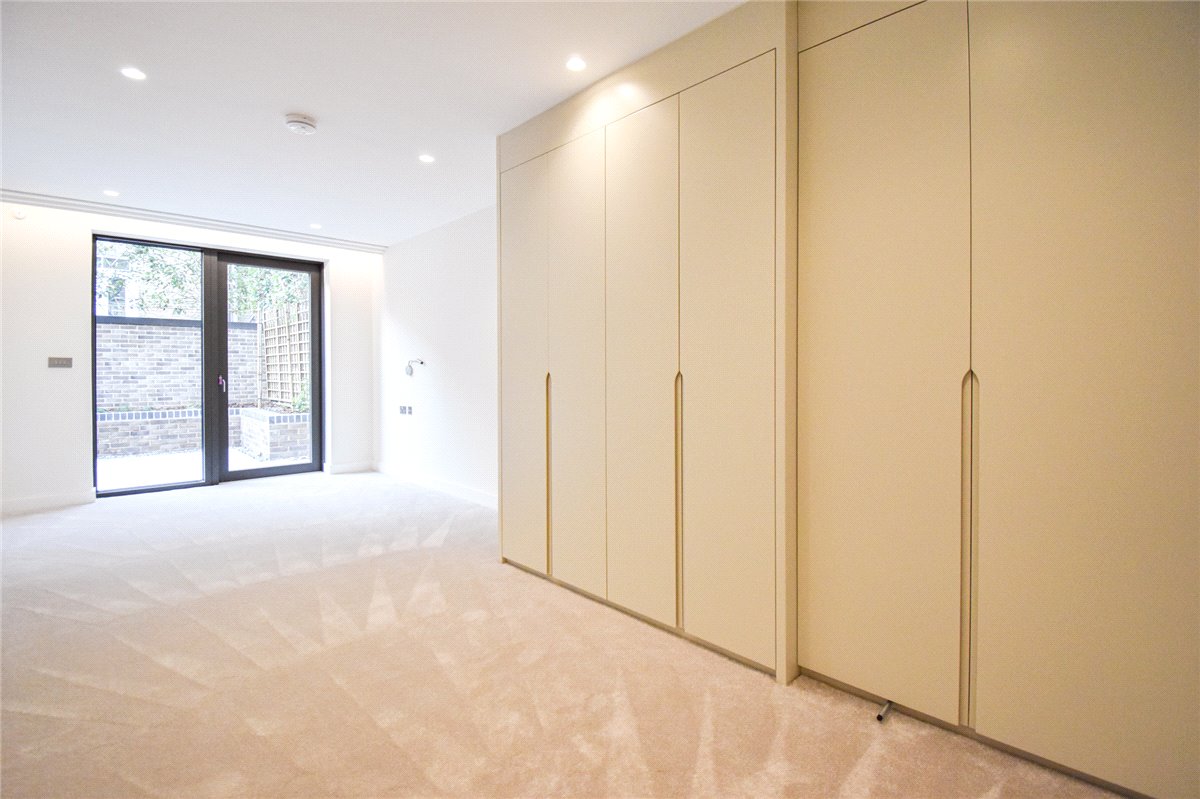 2 bedroom Flat, Hamied Mansions, 14-17 Regent Terrace, CB2 - Let Agreed, Image 9