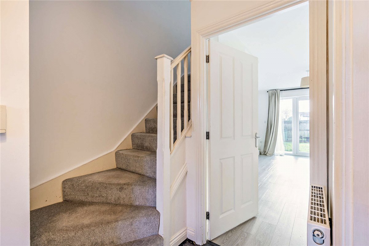 2 bedroom House, Redfinch Mews, Thatcham, RG19 - Sold, Image 9