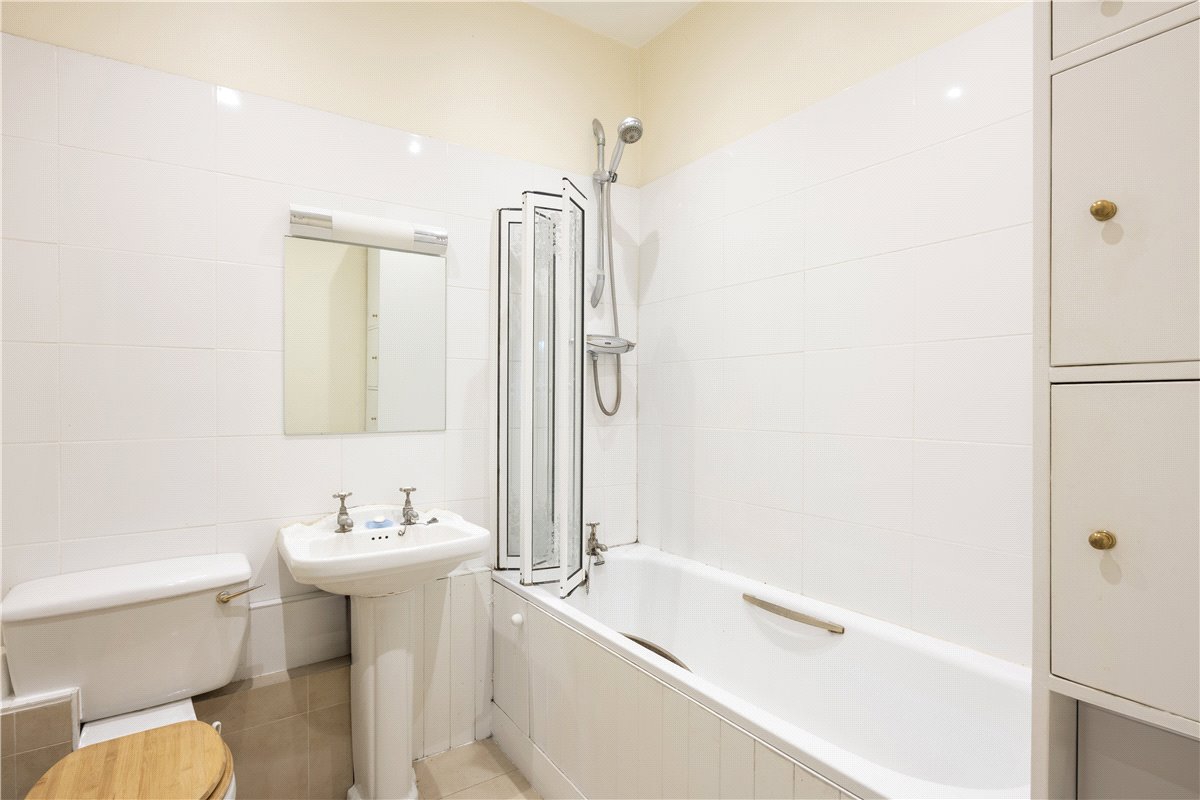 2 bedroom Flat, Trinity Fields, Wandsworth Common, SW17 - Sold, Image 8