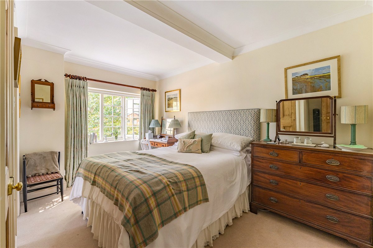 5 bedroom House, High Street, Netheravon, SP4 - Available, Image 13