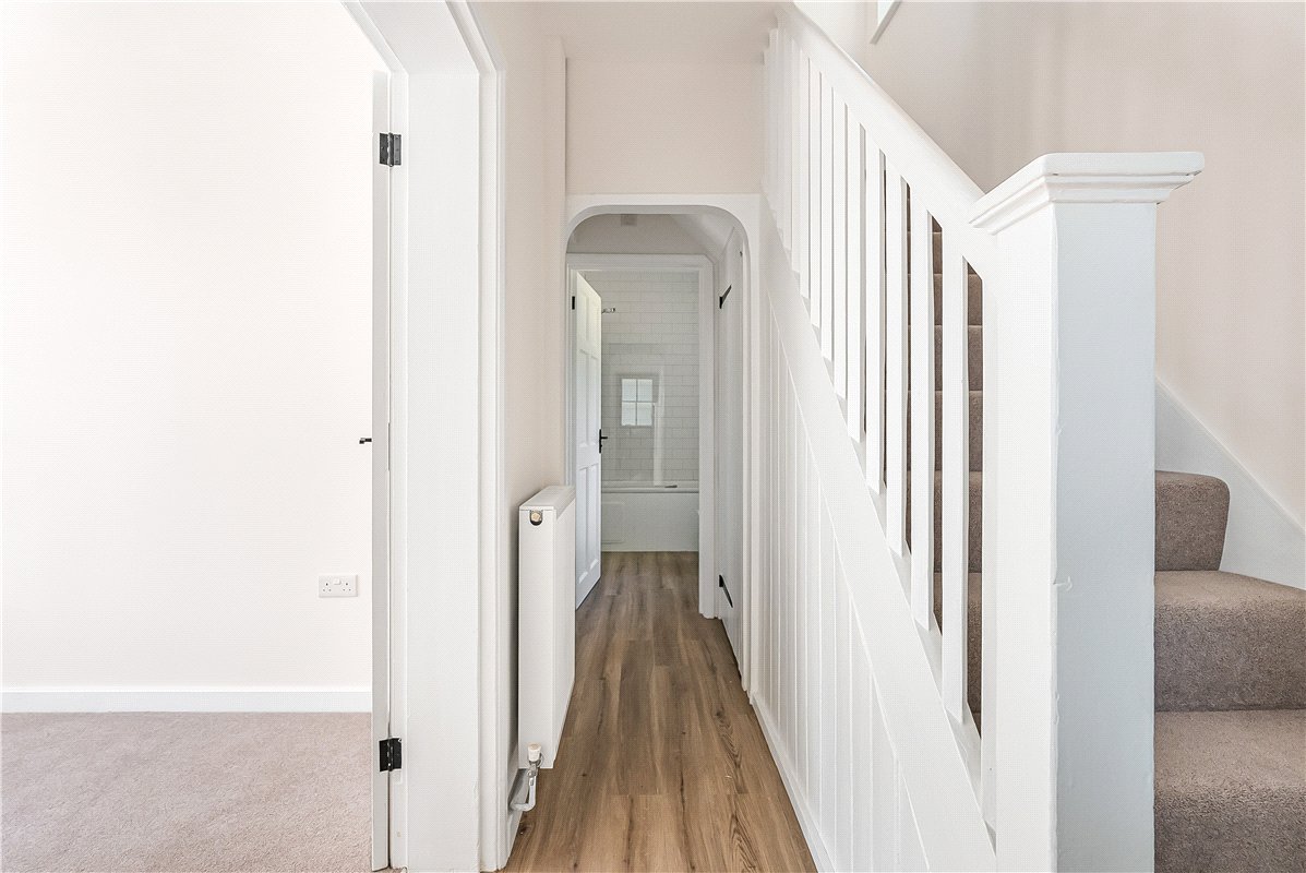 3 bedroom House, Hemel Hempstead Road, Redbourn, AL3 - Available, Image 7