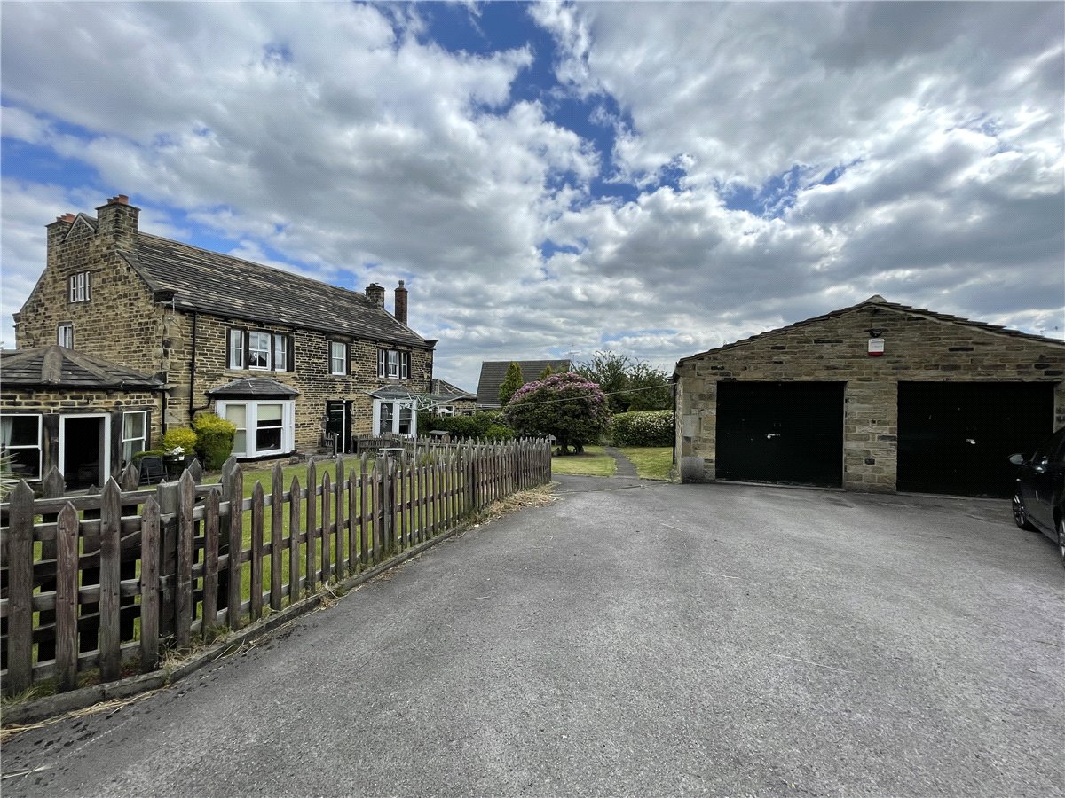 2 bedroom Cottage, Kirkgate, Hanging Heaton, WF17 - , Image 3