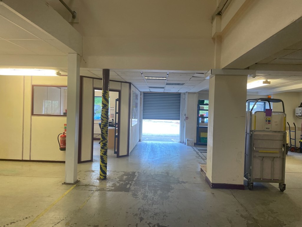 6401 Sq Ft, Brook Lane, Westbury, BA13 - Available, Image 2