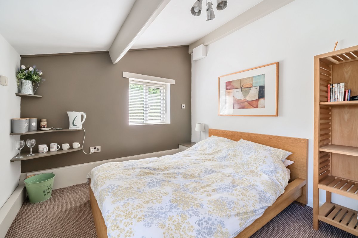 7 bedroom House, School Lane, Compton Dundon, TA11 - Available, Image 17