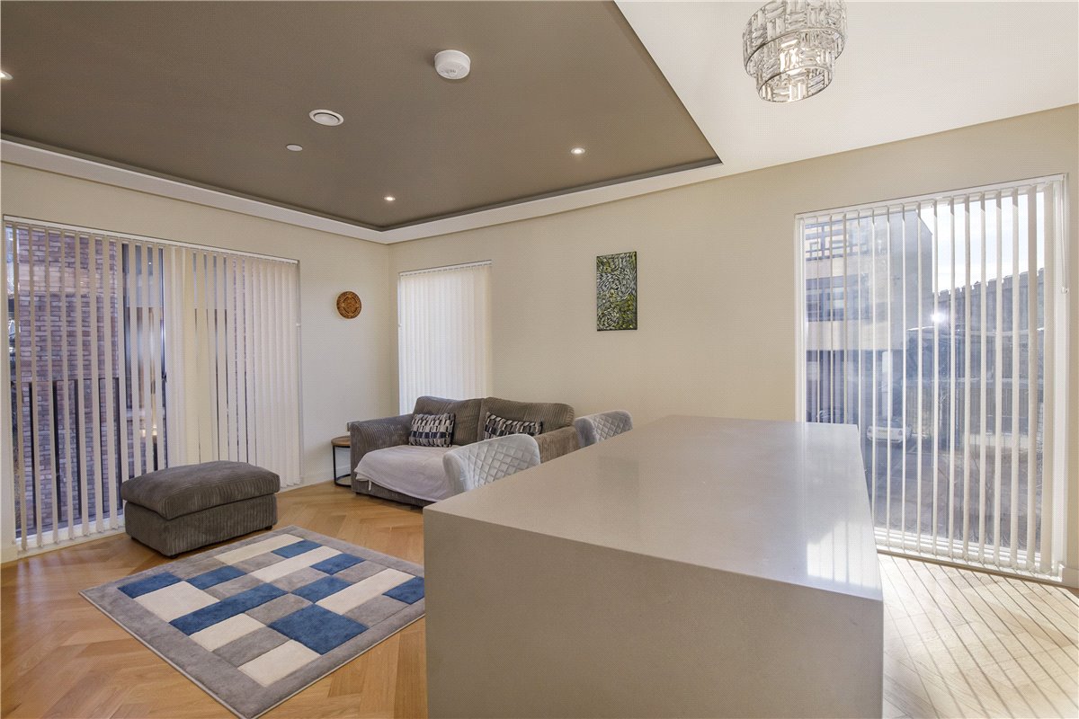 2 bedroom Flat, Toft Green, York, YO1 - Available, Image 6