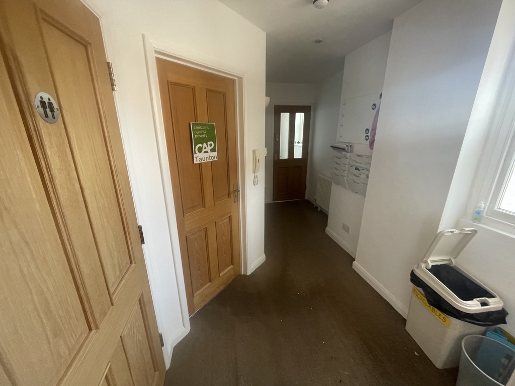 6004 Sq Ft, 2A Church Square, Taunton, TA1 - Available, Image 10