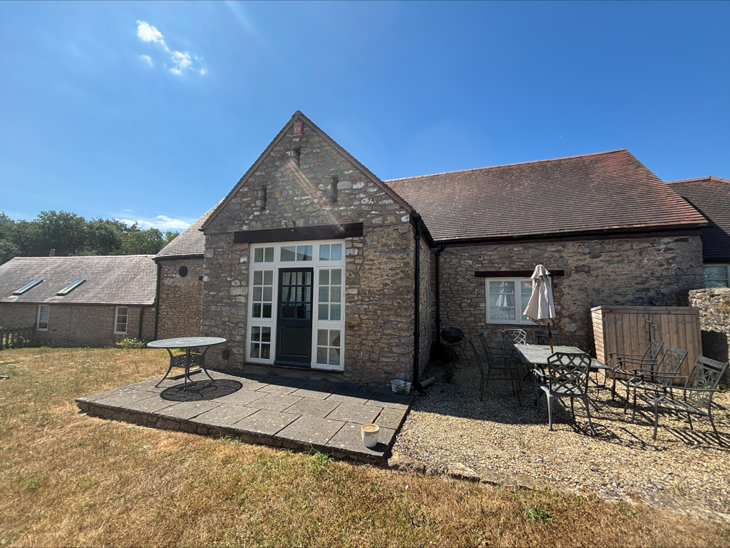 1518 Sq Ft, Woodlands End, Somerset, BA11 - Available
