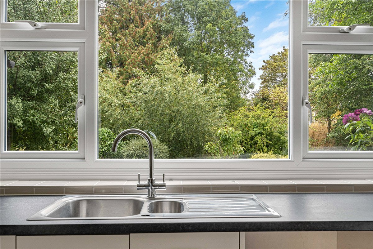 4 bedroom House, Warborough Road, Letcombe Regis, OX12 - Available, Image 3
