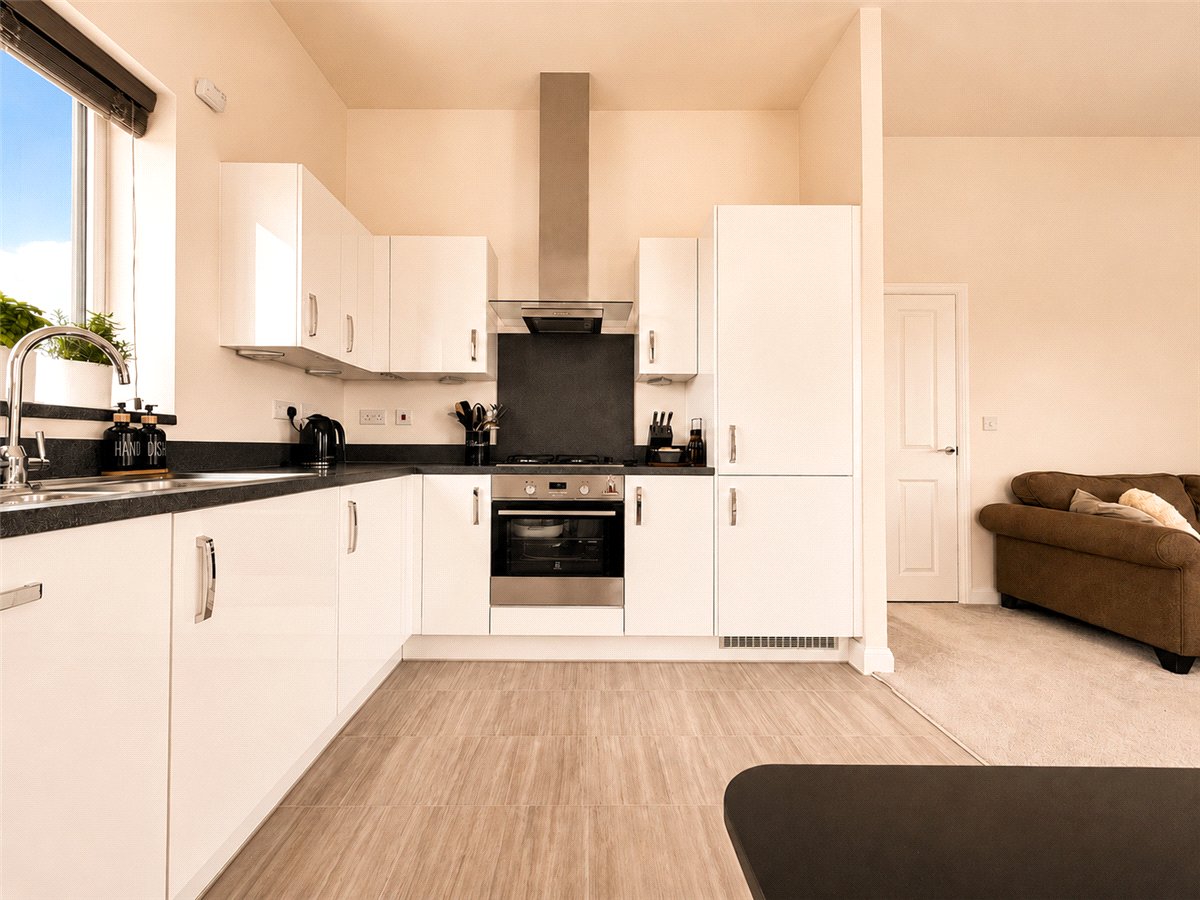 2 bedroom Flat, Lawrence Weaver Road, Cambridge, CB3 - Available, Image 4