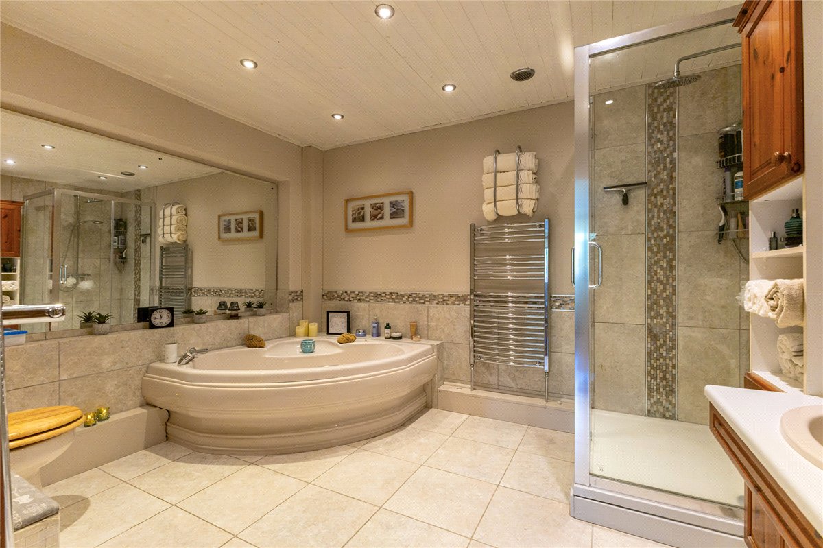 4 bedroom Bungalow, Chapel Road, Great Eversden, CB23 - Available, Image 9