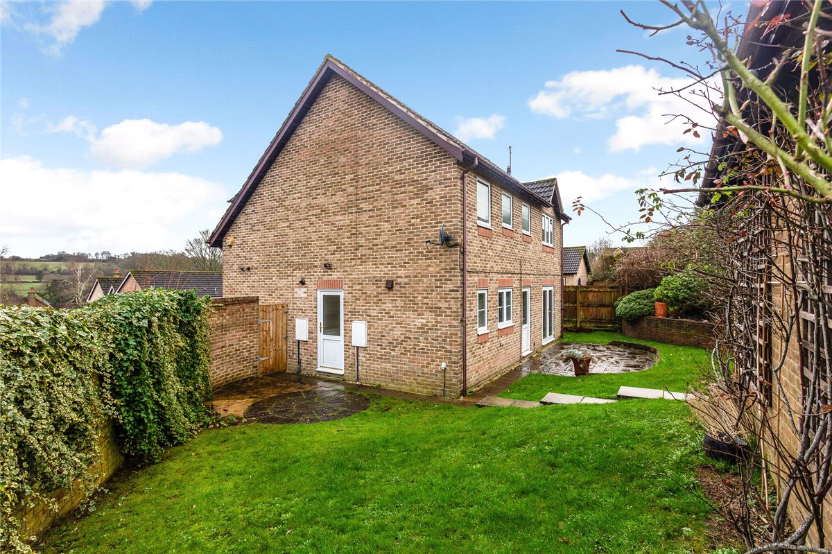 4 bedroom House, Benson Close, Marlborough, SN8 - Let Agreed, Image 10