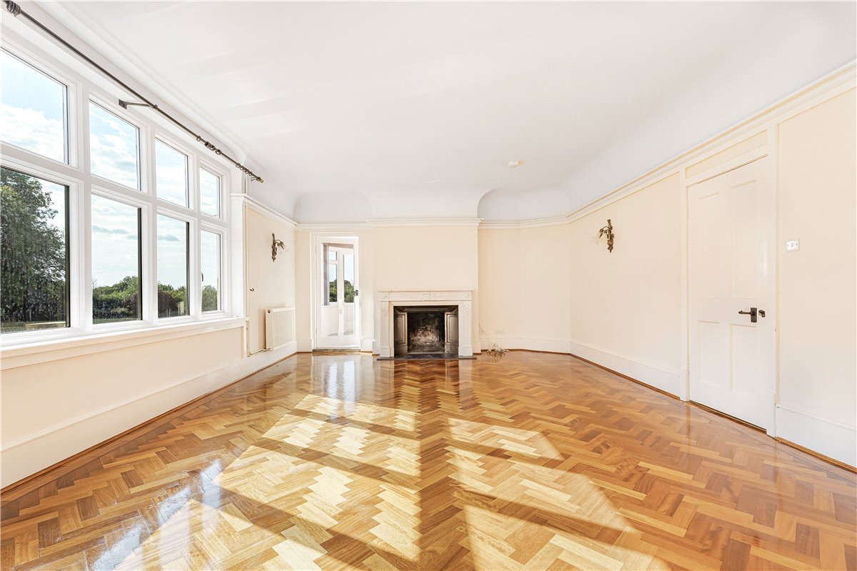 10 bedroom House, Frith Hill, South Heath, HP16 - Available, Image 6